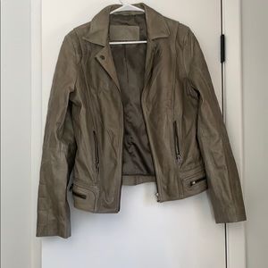 Cigno Nero leather jacket. Size 44